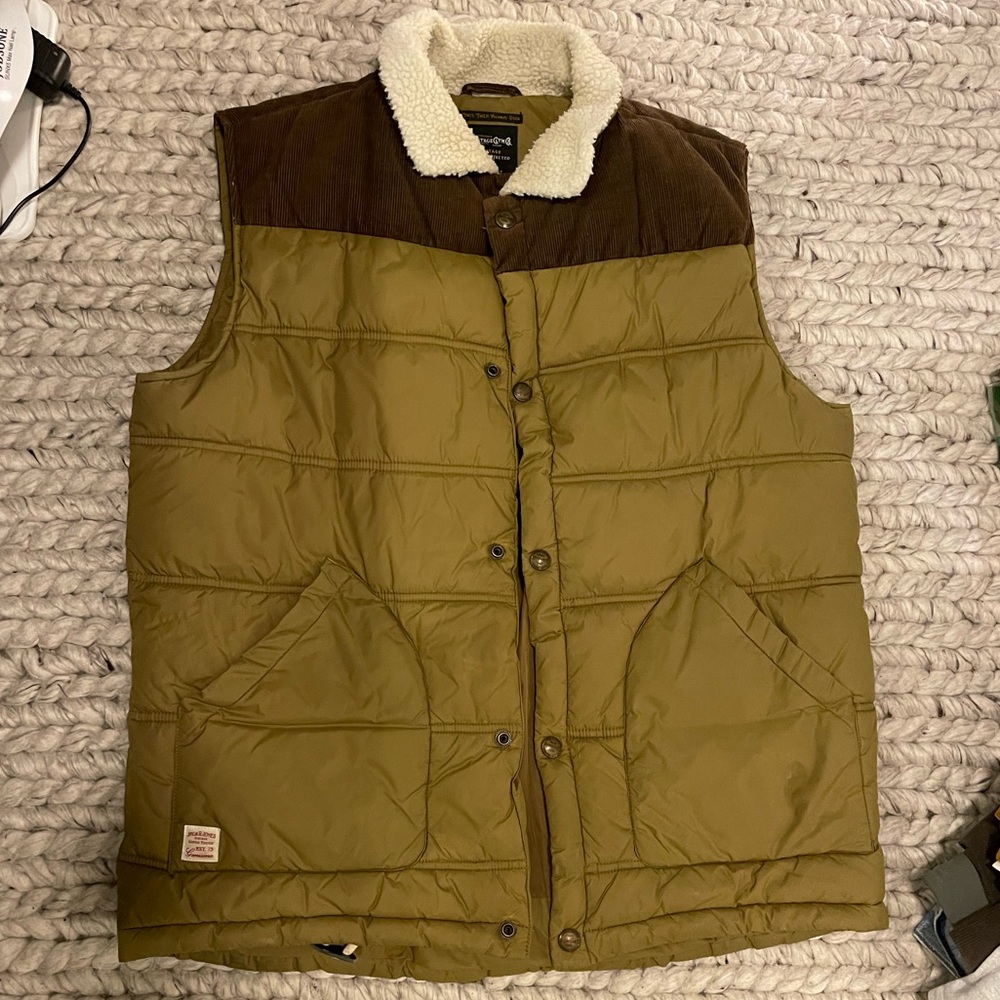 Jack and Jones Mountain Puffer Vest